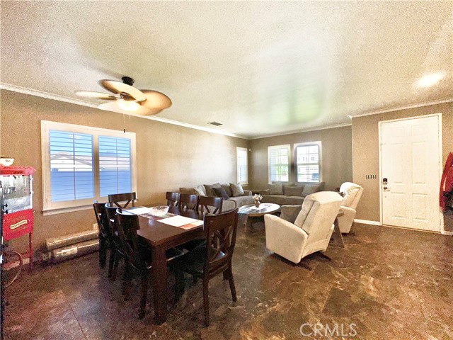 Detail Gallery Image 9 of 30 For 35579 Country Creek Dr, Yucaipa,  CA 92399 - 4 Beds | 2 Baths