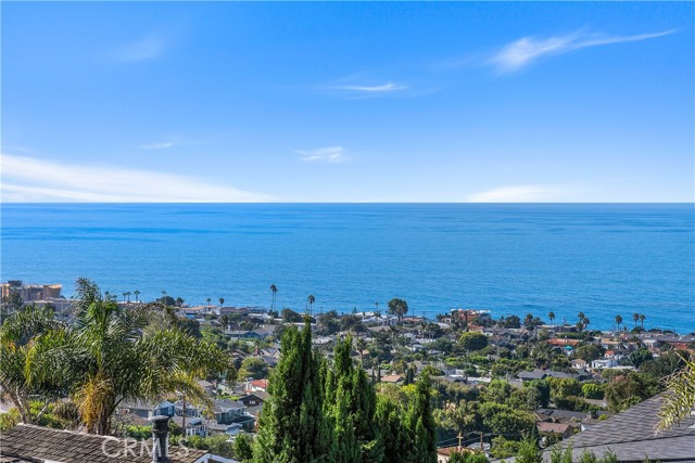 Detail Gallery Image 10 of 23 For 966 Coast View Dr, Laguna Beach,  CA 92651 - 3 Beds | 2 Baths