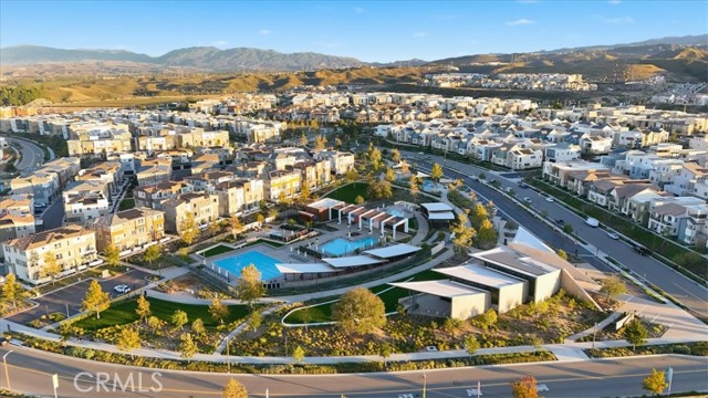 Detail Gallery Image 35 of 47 For 27323 Seven Oaks Ln, Valencia,  CA 91381 - 3 Beds | 3/1 Baths