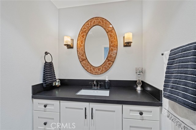 3 Snowdon, Rancho Santa Margarita CA: https://media.crmls.org/medias/29429fc7-e56a-48c4-929b-1533ff52c057.jpg
