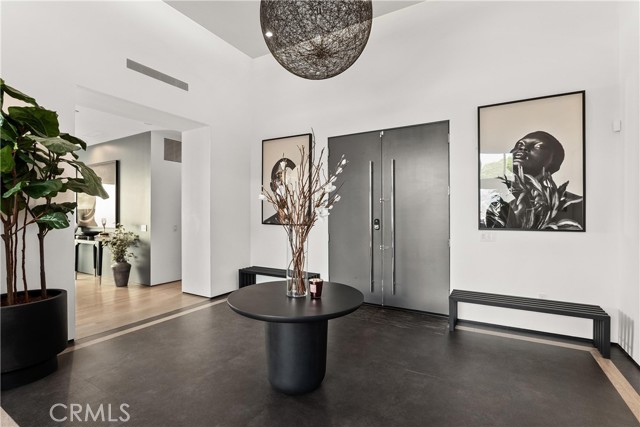7139 Macapa Drive, Los Angeles CA: https://media.crmls.org/medias/2943322b-26d6-4db4-bfb3-1bd79827c336.jpg