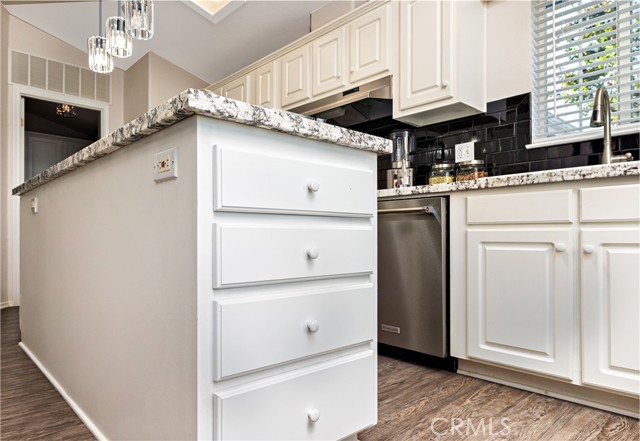 Detail Gallery Image 9 of 33 For 27250 Murrieta Rd #283,  Menifee,  CA 92586 - 3 Beds | 2 Baths
