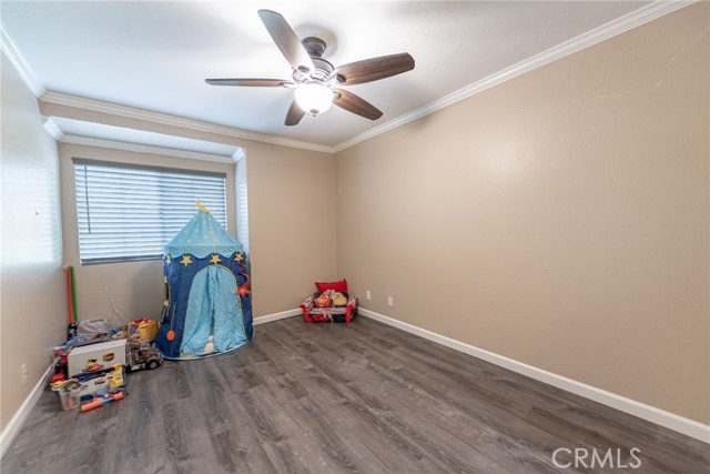 Detail Gallery Image 34 of 56 For 10 Valley Crest Rd, Simi Valley,  CA 93065 - 3 Beds | 2/1 Baths