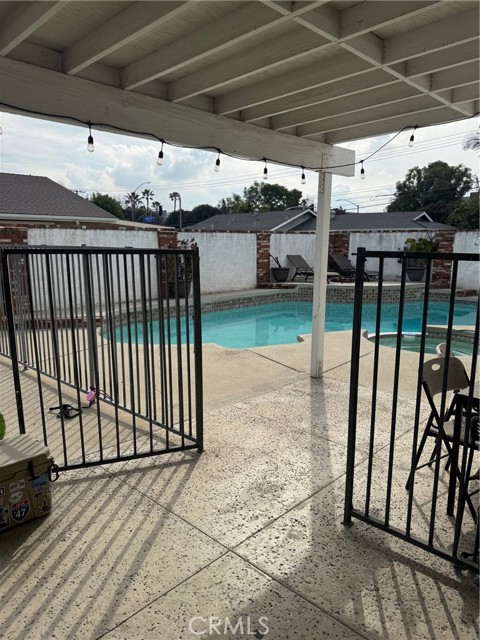 Detail Gallery Image 13 of 16 For 13681 San Juan Ct, Chino,  CA 91710 - 5 Beds | 2/1 Baths