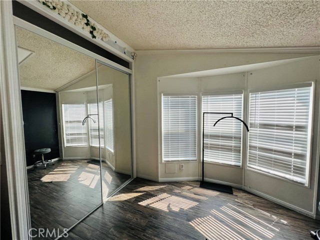 Detail Gallery Image 7 of 32 For 12700 Elliott Ave #501,  El Monte,  CA 91732 - 4 Beds | 2 Baths