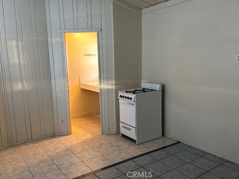 https://media.crmls.org/medias/2944fe53-cb39-49fe-bce0-059b97f7259c.jpg?preset=X-Large