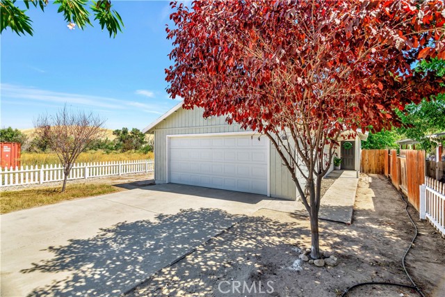 Detail Gallery Image 1 of 1 For 260 N 4th St, Shandon,  CA 93461 - 3 Beds | 2 Baths