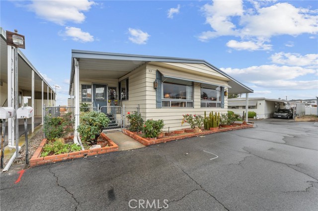 Detail Gallery Image 3 of 26 For 12582 2nd #32,  Yucaipa,  CA 92399 - 2 Beds | 2 Baths