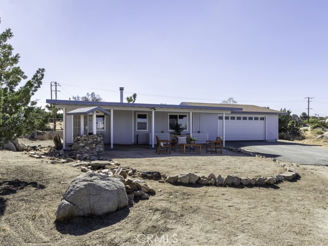 Detail Gallery Image 1 of 63 For 5564 Old Woman Springs Rd, Yucca Valley,  CA 92284 - 2 Beds | 1 Baths