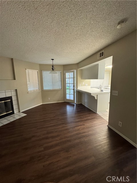 Detail Gallery Image 7 of 50 For 1160 Garnet, Palmdale,  CA 93550 - 4 Beds | 3 Baths