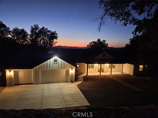 Detail Gallery Image 2 of 75 For 39594 Tanglewood Ln, Oakhurst,  CA 93644 - 4 Beds | 3 Baths