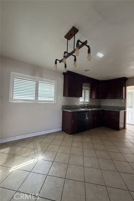 Detail Gallery Image 20 of 39 For 7233 Hayes, Buena Park,  CA 90620 - 4 Beds | 2 Baths