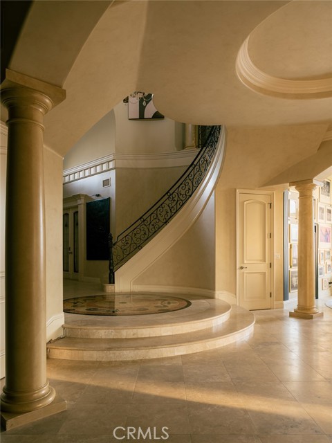 20391 Cypress Street, Newport Beach CA: https://media.crmls.org/medias/29476c8c-8402-4519-b5b5-3a4a6b0d4553.jpg