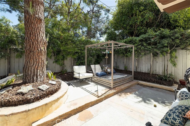 1420 Elm Avenue, Manhattan Beach, California 90266, 5 Bedrooms Bedrooms, ,4 BathroomsBathrooms,Residential,Sold,Elm,SB22077331