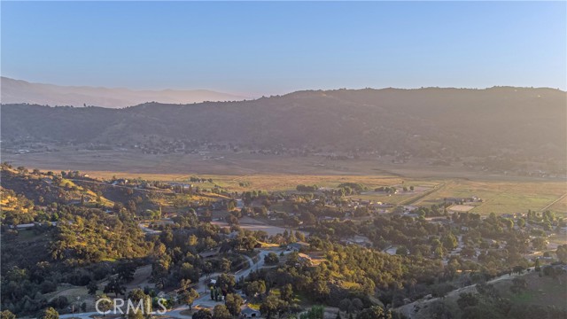 Detail Gallery Image 30 of 63 For 24401 Serra Pl, Tehachapi,  CA 93561 - 4 Beds | 3/1 Baths