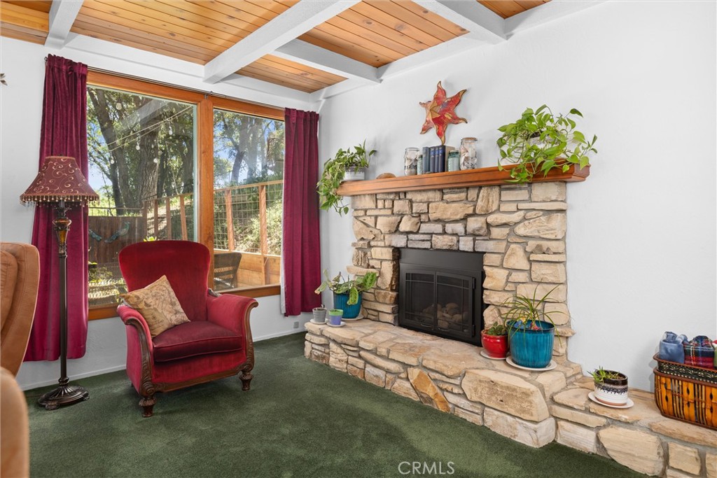 2015 Alturas Road