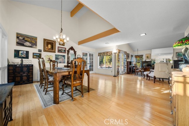 Detail Gallery Image 4 of 26 For 15574 Sorbonne St, –,  CA 91342 - 4 Beds | 2 Baths