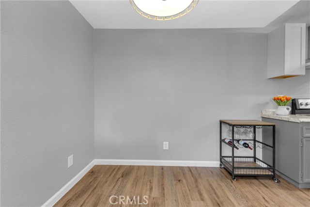 Image 10 of 27 For 2822 N Auburn Ct  E213
