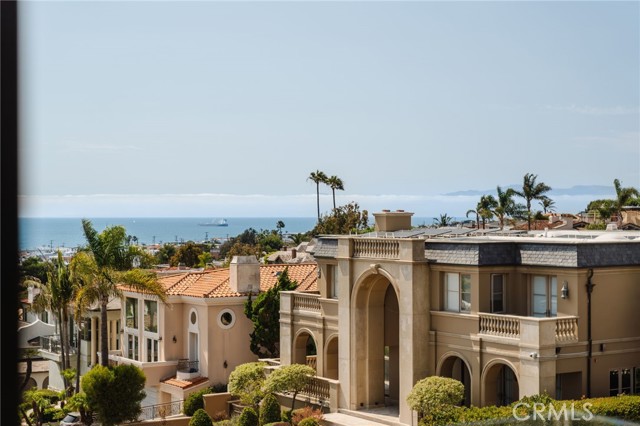 876 5th Street, Manhattan Beach, California 90266, 5 Bedrooms Bedrooms, ,6 BathroomsBathrooms,Residential,For Sale,5th,SB25164993