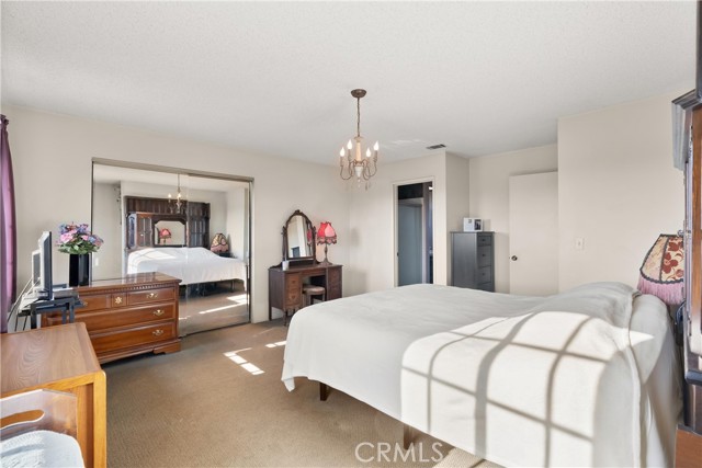 14432 Elmhurst Cir, Huntington Beach CA: https://media.crmls.org/medias/294cd0a0-a48f-4554-a11b-5941e2929924.jpg