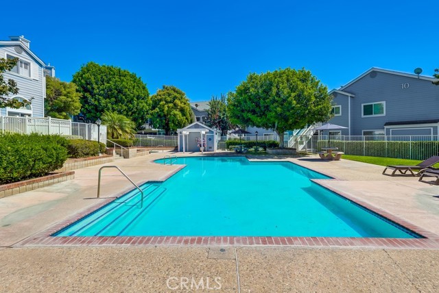 12874 Sycamore Village Drive, Norwalk CA: https://media.crmls.org/medias/294cdcab-c7de-47f3-89d5-63cdded2e01b.jpg
