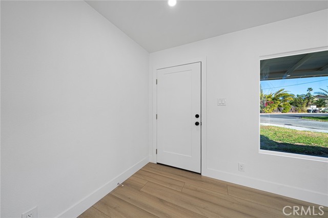 Detail Gallery Image 12 of 29 For 8326 Greenpoint, Riverside,  CA 92503 - 3 Beds | 2 Baths