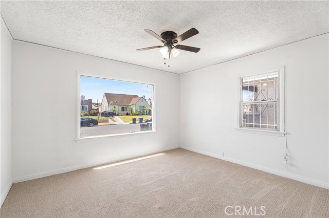 Detail Gallery Image 14 of 24 For 2027 W 70th St, Los Angeles,  CA 90047 - 3 Beds | 2 Baths