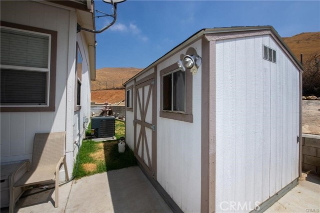 Detail Gallery Image 3 of 12 For 3700 #20 Quartz Canyon Rd #20,  Jurupa Valley,  CA 92509 - 3 Beds | 2 Baths