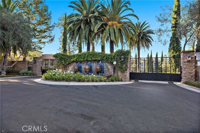 Detail Gallery Image 2 of 40 For 29 San Sovino, Newport Coast,  CA 92657 - 2 Beds | 2 Baths