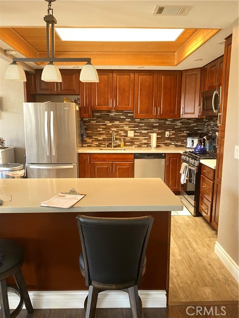 17620 Comfrey Drive, San Bernardino CA: https://media.crmls.org/medias/294dd906-00bf-49fe-b979-f4be34c93909.jpg