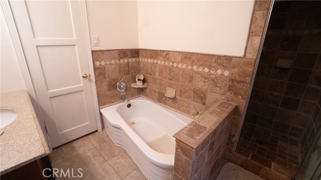 Detail Gallery Image 6 of 26 For 501 S Victoria Ave, Corona,  CA 92879 - 3 Beds | 1 Baths