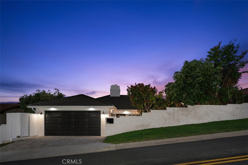 Picture of Palos Verdes Estates, CA 90274