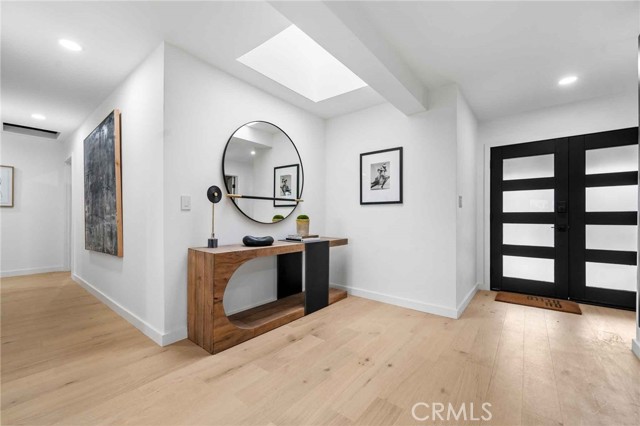 2416 Palm Avenue, Manhattan Beach CA: https://media.crmls.org/medias/294eced8-1f0d-49e9-8495-7863cea57a9a.jpg