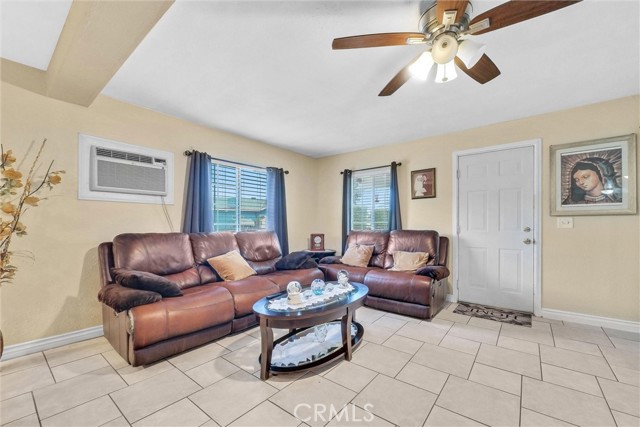 Detail Gallery Image 8 of 37 For 3849 Athol St, Baldwin Park,  CA 91706 - 3 Beds | 1 Baths