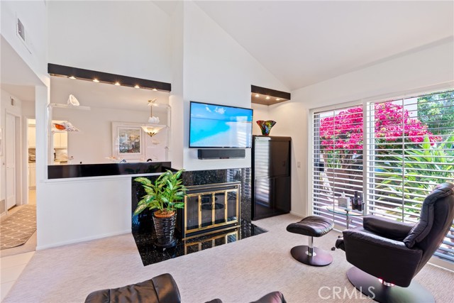4176 Delphi Circle, Huntington Beach CA: https://media.crmls.org/medias/294f4afe-70b5-4c6b-87bf-fc55965b087d.jpg