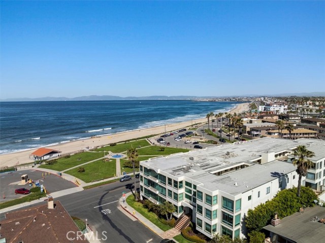 Detail Gallery Image 1 of 47 For 201 Calle Miramar #35,  Redondo Beach,  CA 90277 - 2 Beds | 3 Baths