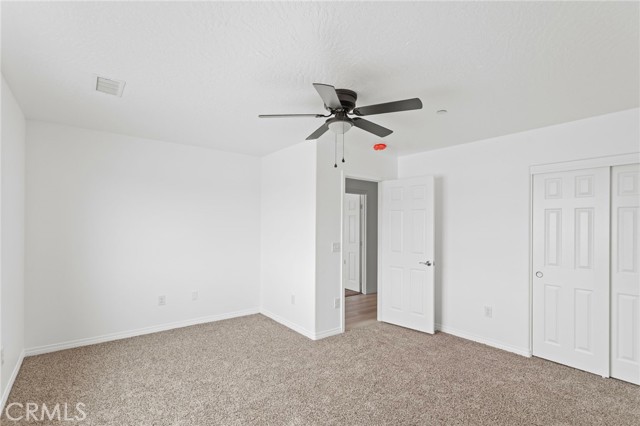 16925 Nanticoke Road, Apple Valley CA: https://media.crmls.org/medias/294f9e1f-4c3b-4947-b61b-eda6ab90cedc.jpg