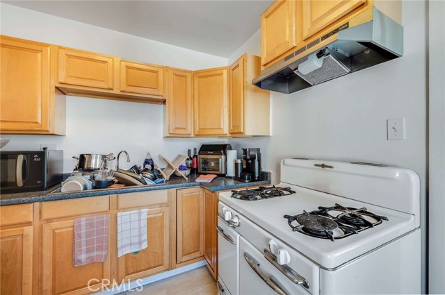 Detail Gallery Image 15 of 23 For 926 928 Newport, Long Beach,  CA 90804 - – Beds | – Baths