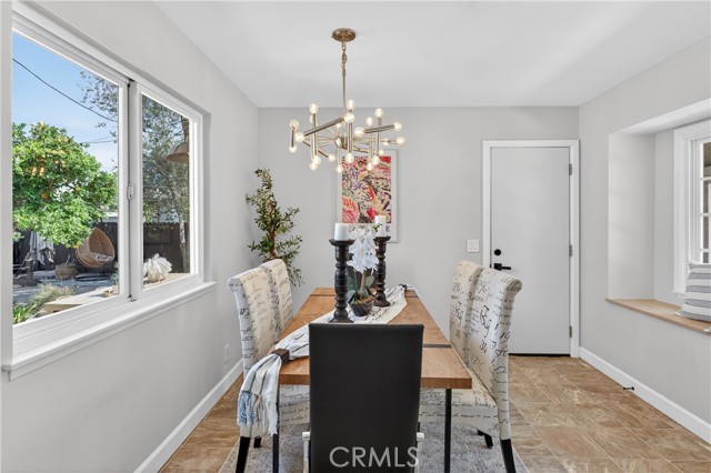 Detail Gallery Image 14 of 59 For 2225 E Grove Ave, Orange,  CA 92867 - 4 Beds | 3 Baths