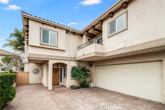 2208 Warfield Avenue, Redondo Beach, California 90278, 4 Bedrooms Bedrooms, ,3 BathroomsBathrooms,Residential,Sold,Warfield,SB22062522