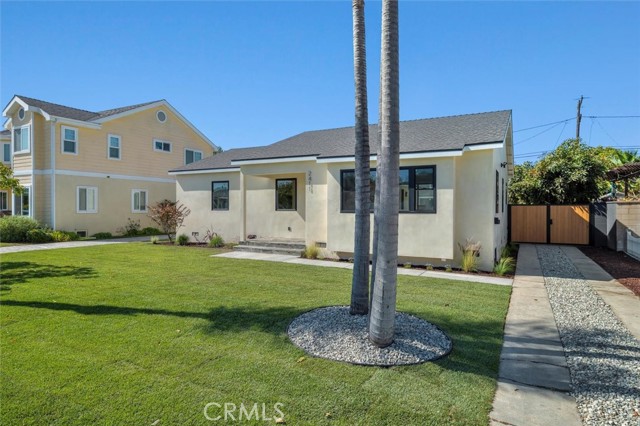 2411 Thomas Avenue, Redondo Beach CA: https://media.crmls.org/medias/2951e7c9-8334-4490-b304-a765c4668dca.jpg
