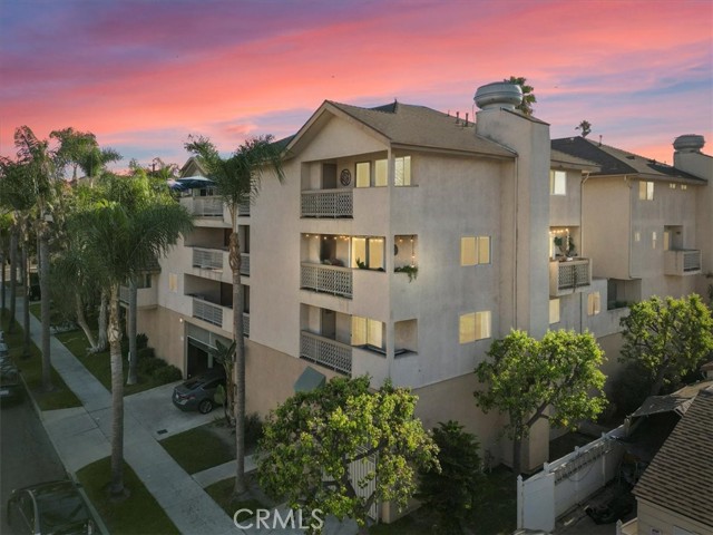 1001 Belmont Avenue, Long Beach CA: https://media.crmls.org/medias/2951ffe8-eeb5-422d-88e9-2156bec36411.jpg