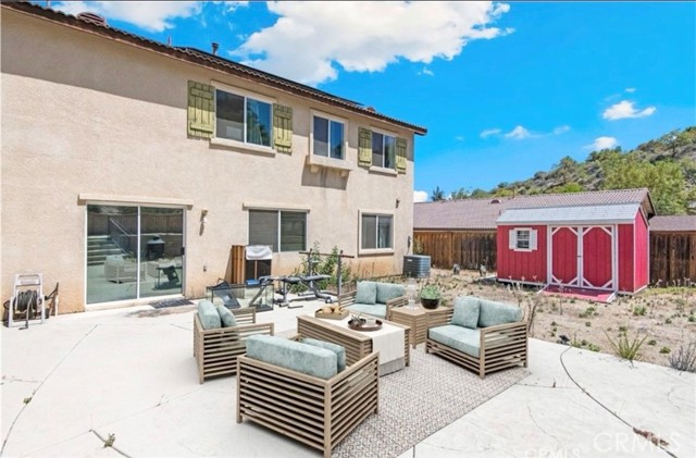 Detail Gallery Image 28 of 33 For 29483 Rock Point Dr, Lake Elsinore,  CA 92530 - 5 Beds | 3 Baths