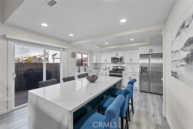 Detail Gallery Image 24 of 67 For 1380 W 48th, San Bernardino,  CA 92407 - 3 Beds | 2/1 Baths