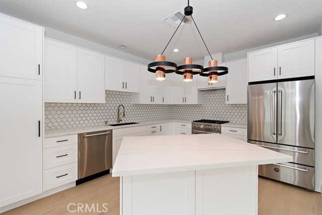 2406 Mathews Avenue, Redondo Beach, California 90278, 4 Bedrooms Bedrooms, ,3 BathroomsBathrooms,Residential,Sold,Mathews,SB21216620