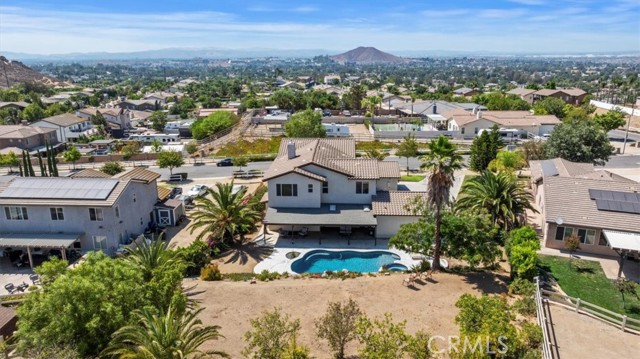 Detail Gallery Image 30 of 30 For 3121 Cavaletti Ln, Norco,  CA 92860 - 5 Beds | 3/1 Baths