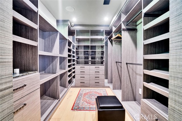 Detail Gallery Image 39 of 75 For 618 6th Ave, Venice,  CA 90291 - 4 Beds | 4 Baths