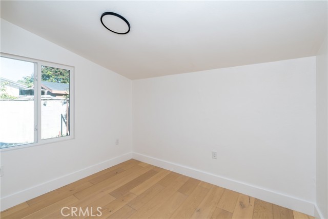 Detail Gallery Image 9 of 13 For 3125 Cedar Ave, Lynwood,  CA 90262 - 3 Beds | 1 Baths