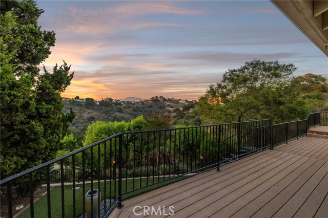 23511 Mirage Lane, Diamond Bar CA: https://media.crmls.org/medias/295393a9-3885-4e02-9ab7-44c9bcce69c8.jpg