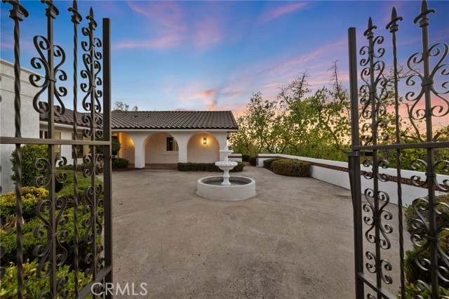Image 6 of 72 For 39331 Chaparral Drive
